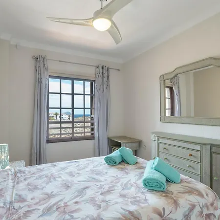 Atlantis 3 One Bedroom, Sea Front Apartman Costa Del Silencio