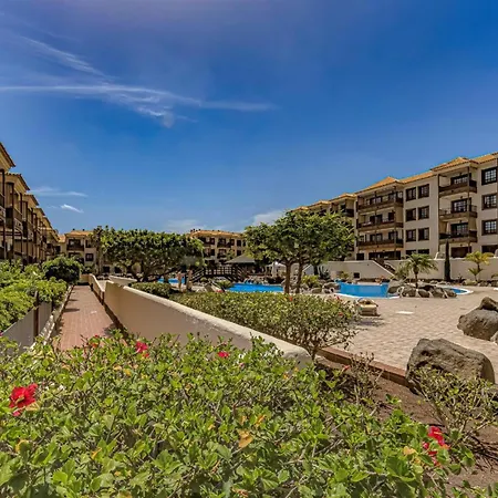 Atlantis 3 One Bedroom, Sea Front *