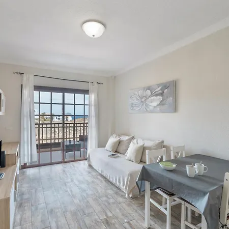 Apartamento Atlantis 3 One Bedroom, Sea Front *